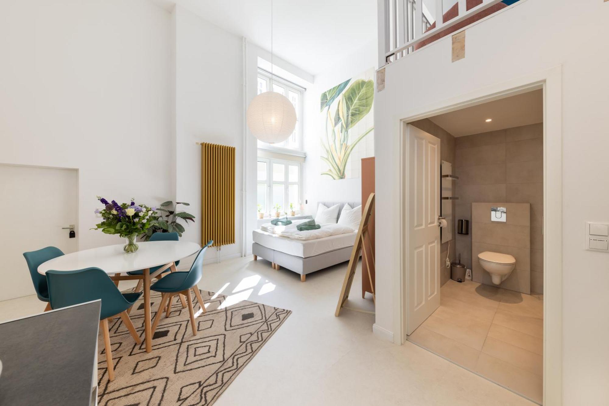 Great 2-Room Loft With 2 Bathrooms And 2 Kitchen Берлин Экстерьер фото