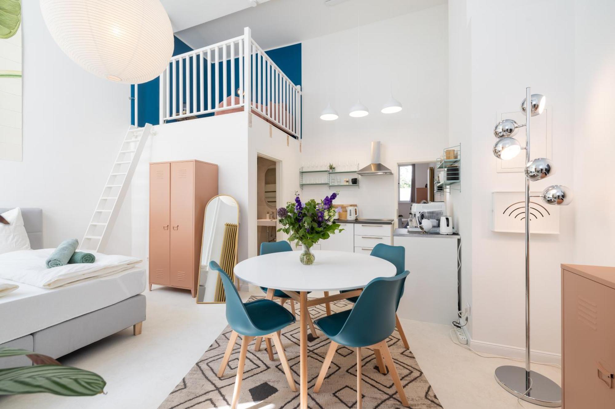 Great 2-Room Loft With 2 Bathrooms And 2 Kitchen Берлин Экстерьер фото
