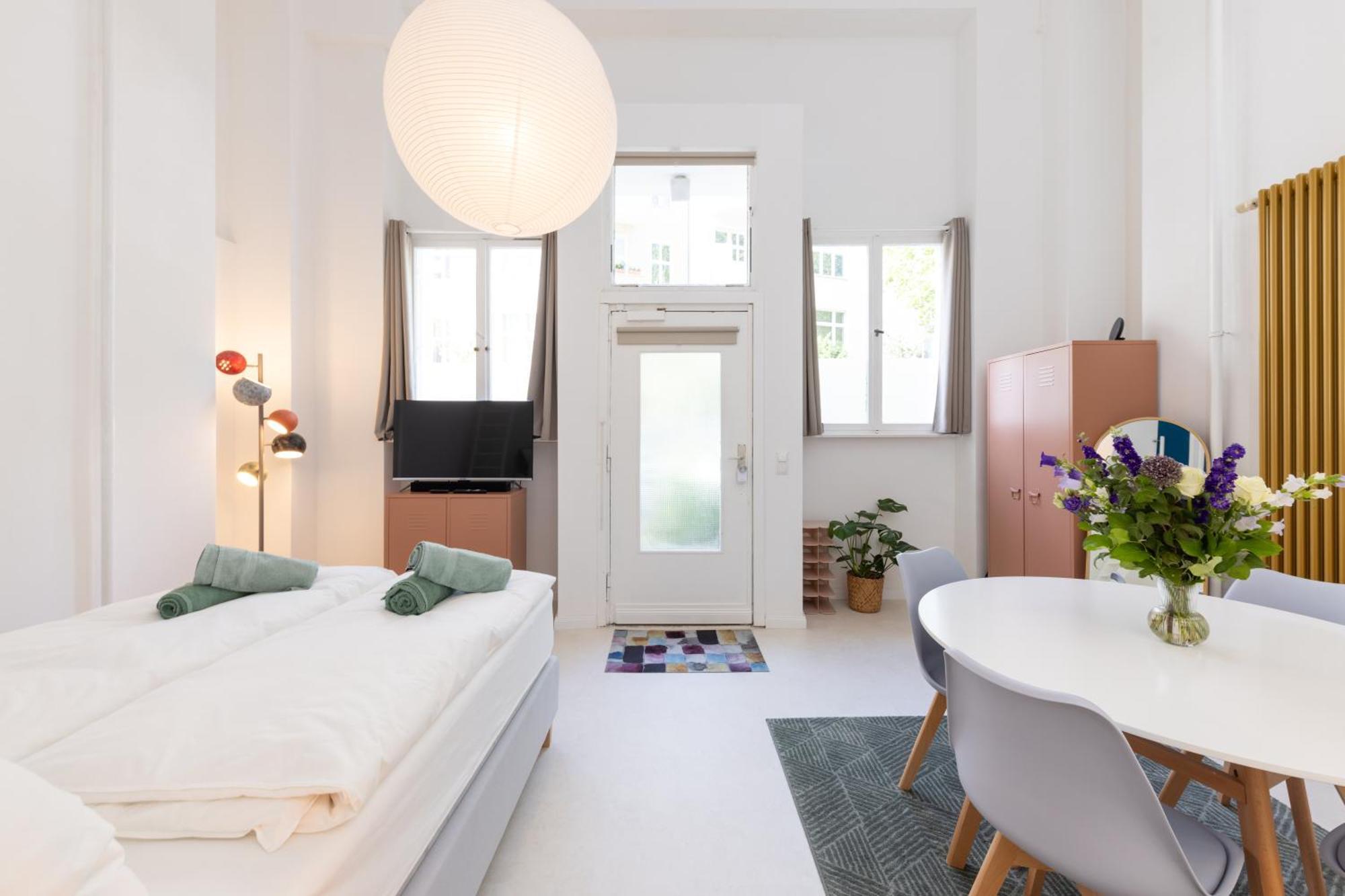 Great 2-Room Loft With 2 Bathrooms And 2 Kitchen Берлин Экстерьер фото